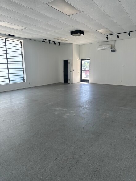 More Photos Of 5498 W Mission Blvd, Ontario Industrial For Sale