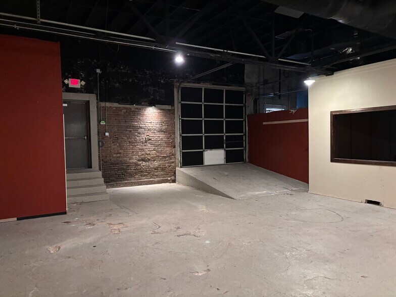 More Photos Of 209 N Main St, Tulsa Storefront For Lease