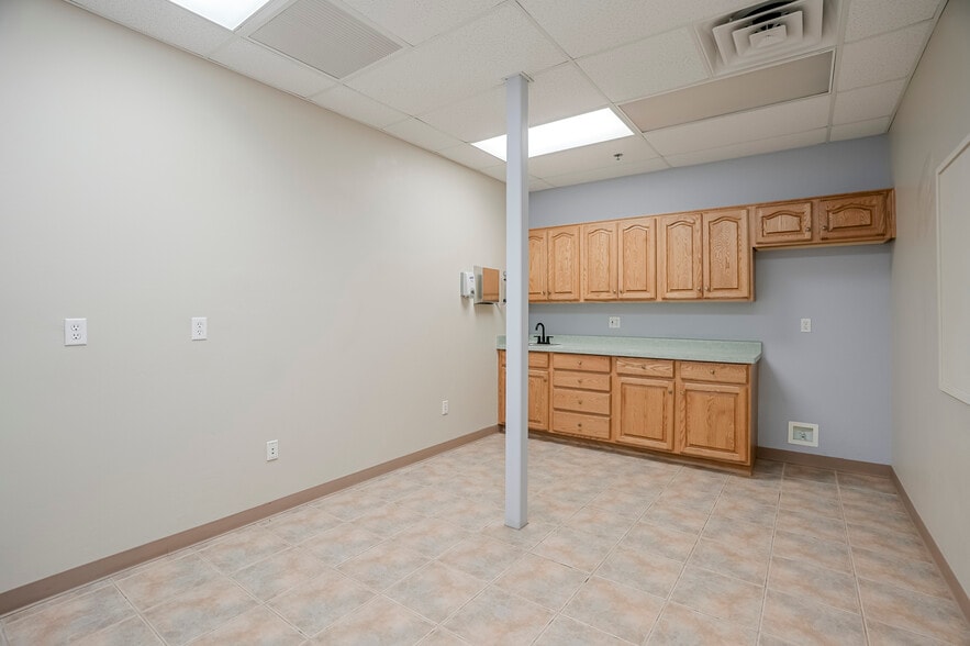 More Photos Of 8128 E 69 Hwy, Prescott Valley Office For Lease