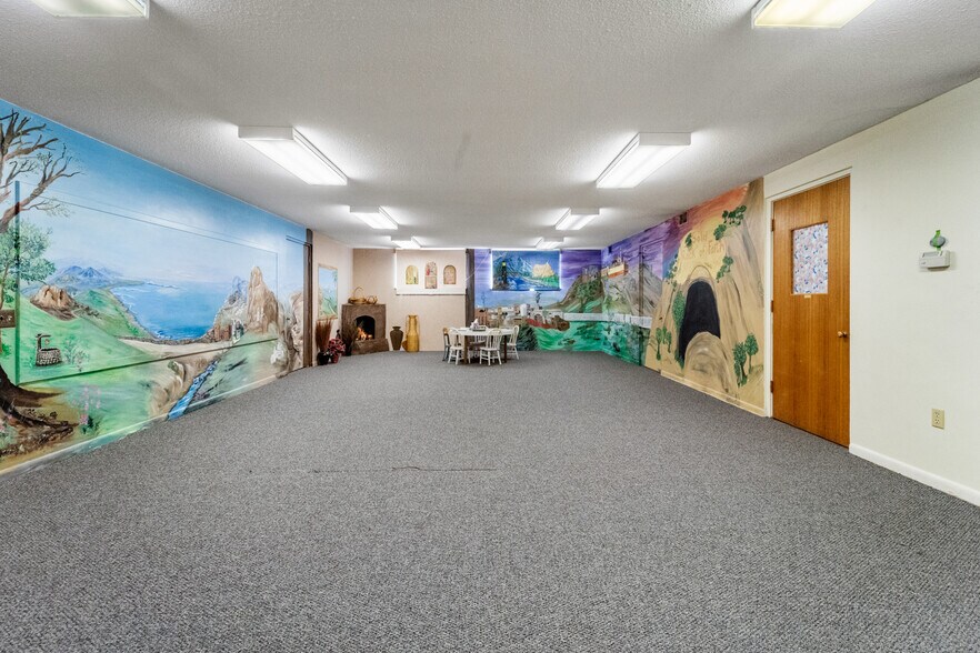 More Photos Of 2927 W Pikes Peak Ave, Colorado Springs Religious Facility For Sale