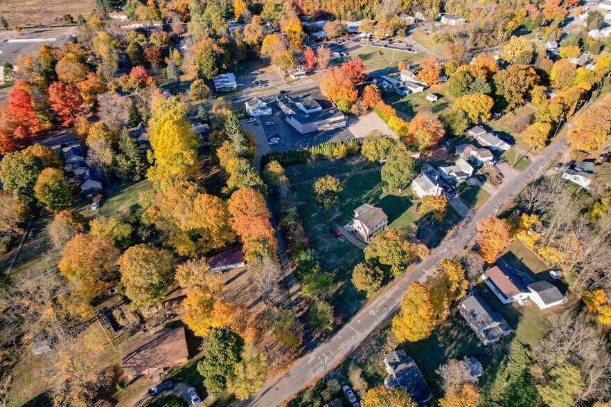 More Photos Of 872 E Michigan Ave, Marshall Freestanding For Sale