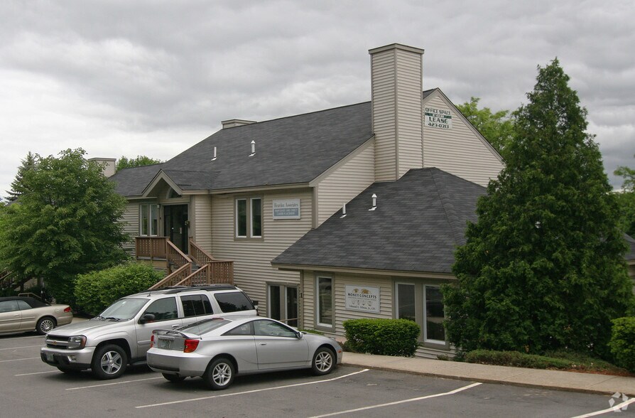 More Photos Of 22-24 Greeley St, Merrimack Office For Lease