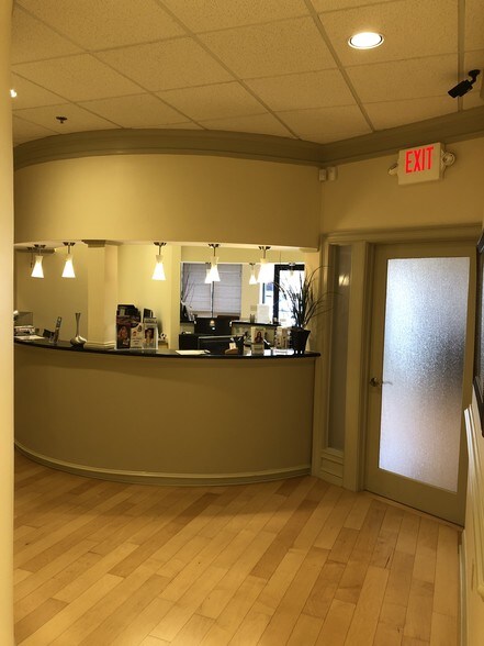 More Photos Of 1880 W Oak Pky, Marietta Loft Creative Space For Lease