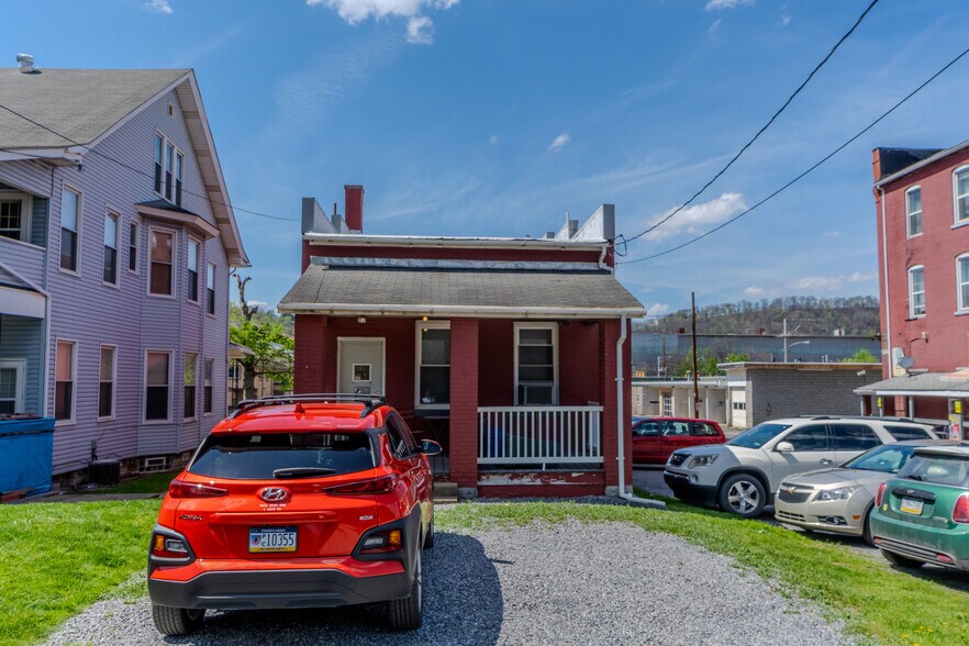 More Photos Of 514 Coleman Ave, Johnstown Office Residential For Sale