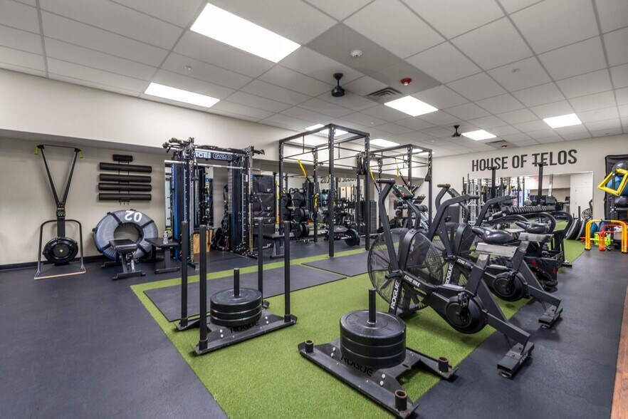 More Photos Of 21 Forest Street Unit# C1, New Canaan General Retail For Sale