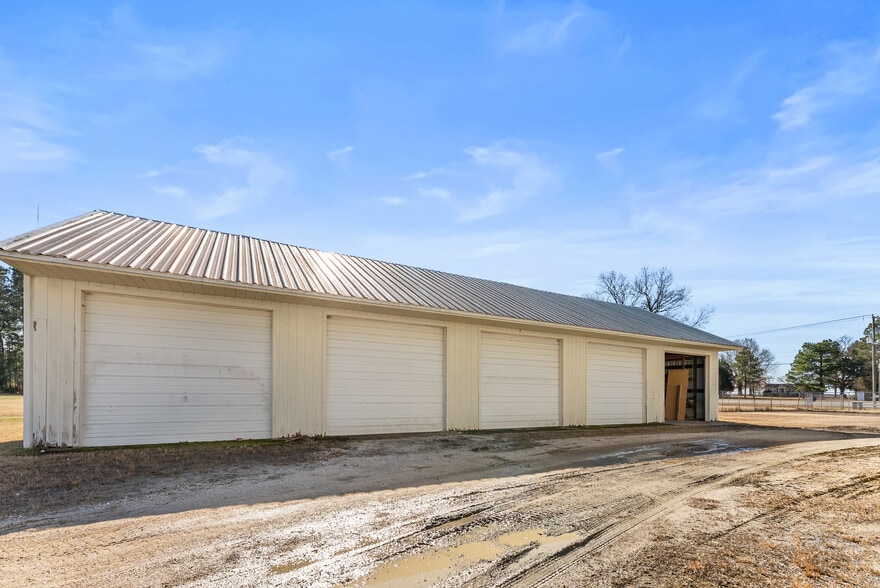 More Photos Of 4653 S Battlefield Blvd, Chesapeake Freestanding For Sale