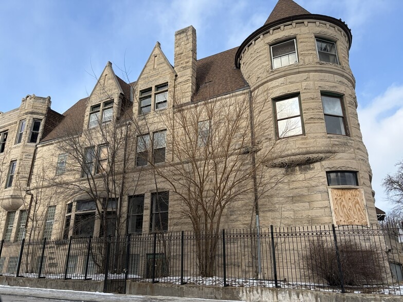 More Photos Of 4058 S Dr Martin L King Jr Dr, Chicago Apartments For Sale