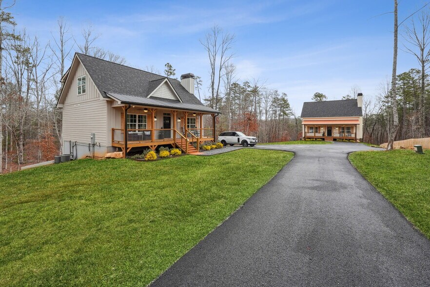 More Photos Of 1300 Preacher Campbell Rd, Clarkesville Multifamily For Sale