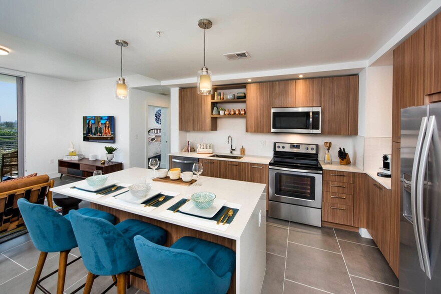 More Photos Of 180 NE 29th St, Miami Apartments For Lease