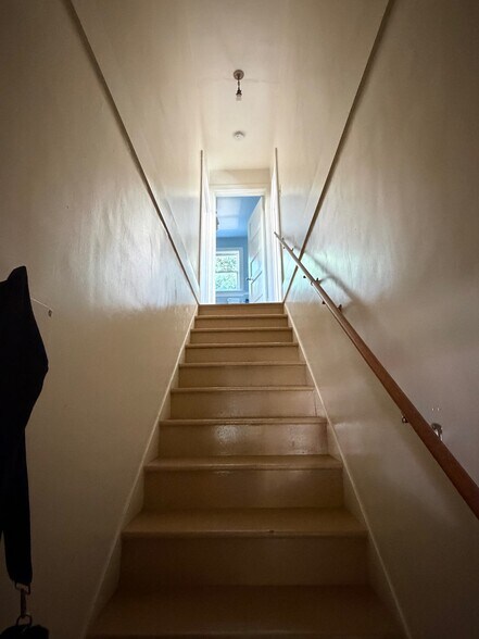 More Photos Of 1421 Palm Dr, Burlingame Religious Facility For Sale