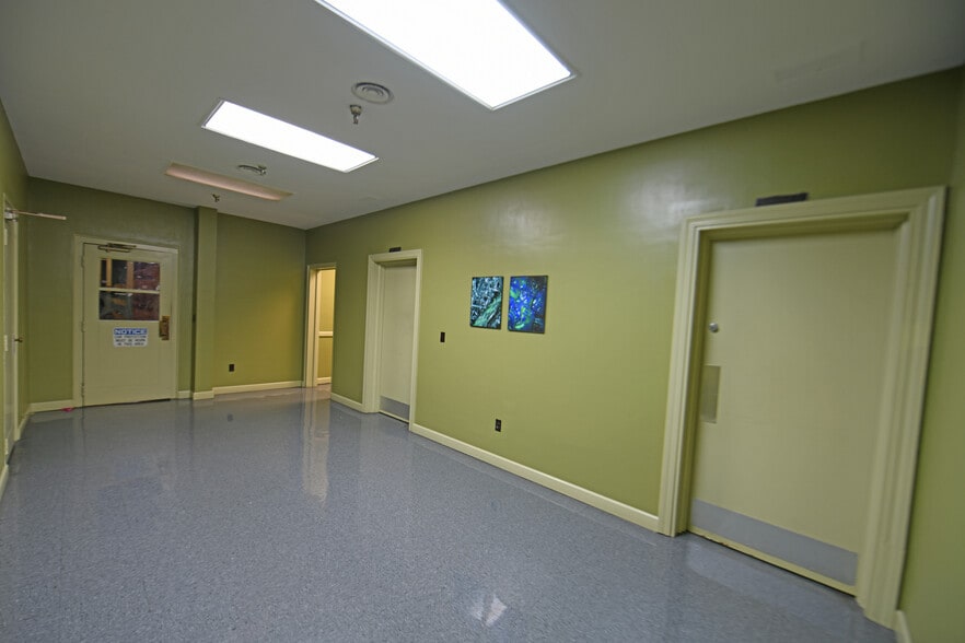 More Photos Of 4730 Ninety Six Hwy, Ninety Six Distribution For Sale