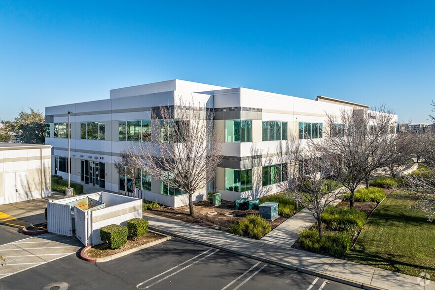 More Photos Of 532 Gibson Dr, Roseville Office For Lease