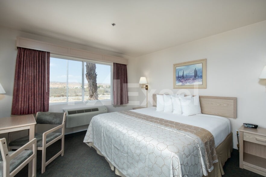 More Photos Of 520 N Moapa Valley Blvd, Overton Hotel For Sale