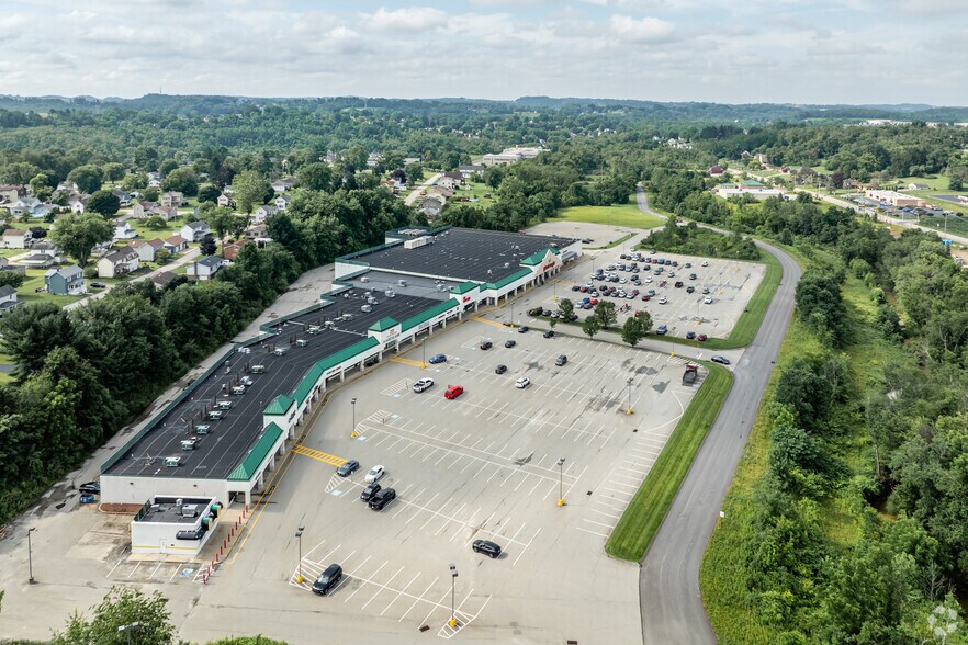 More Photos Of 2000-2018 Penny Lane Dr, Jeannette General Retail For Sale