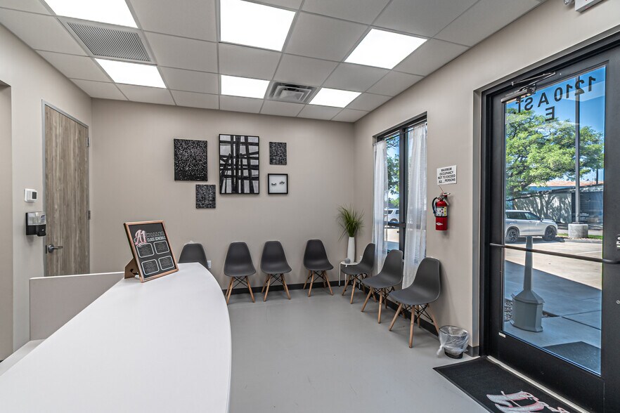 More Photos Of 1210 A St, Waller Medical For Lease