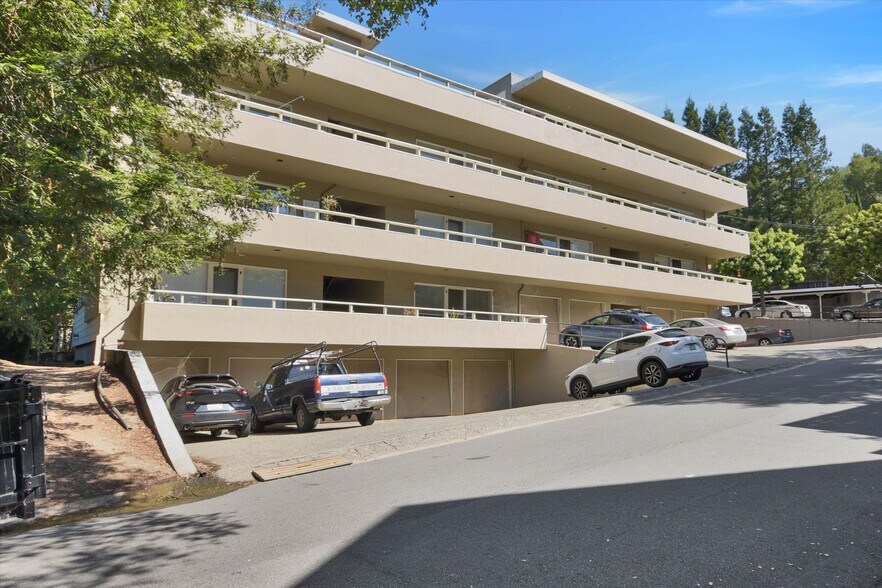 More Photos Of 1118 Sir Francis Drake Blvd, Kentfield Apartments For Sale