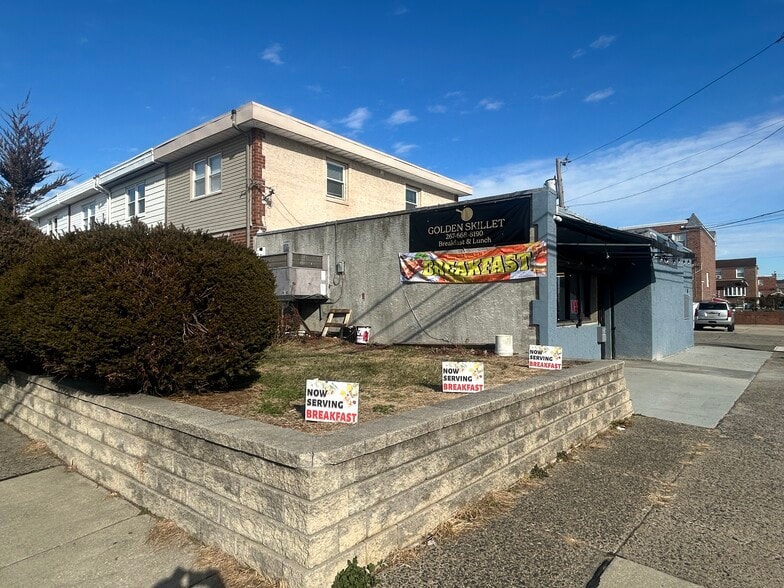 Primary Photo Of 4655 Benson St, Philadelphia Apartments For Sale