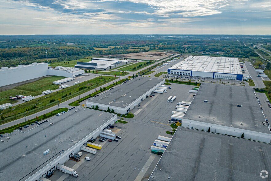 More Photos Of 935A Southgate Dr, Guelph Unknown For Lease