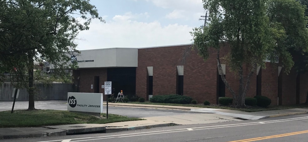 Primary Photo Of 1225-1301 E 18th St, Kansas City Warehouse For Sale