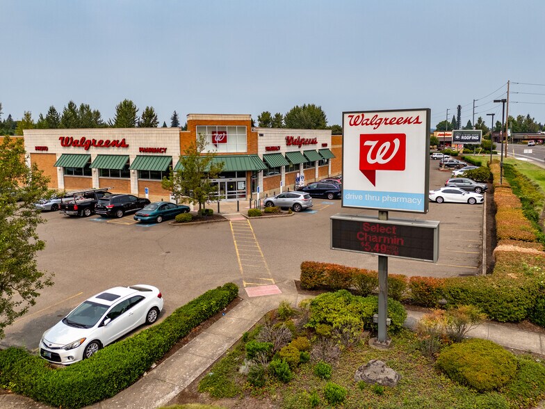 More Photos Of 1080 SW 1st Ave, Canby Drugstore For Sale