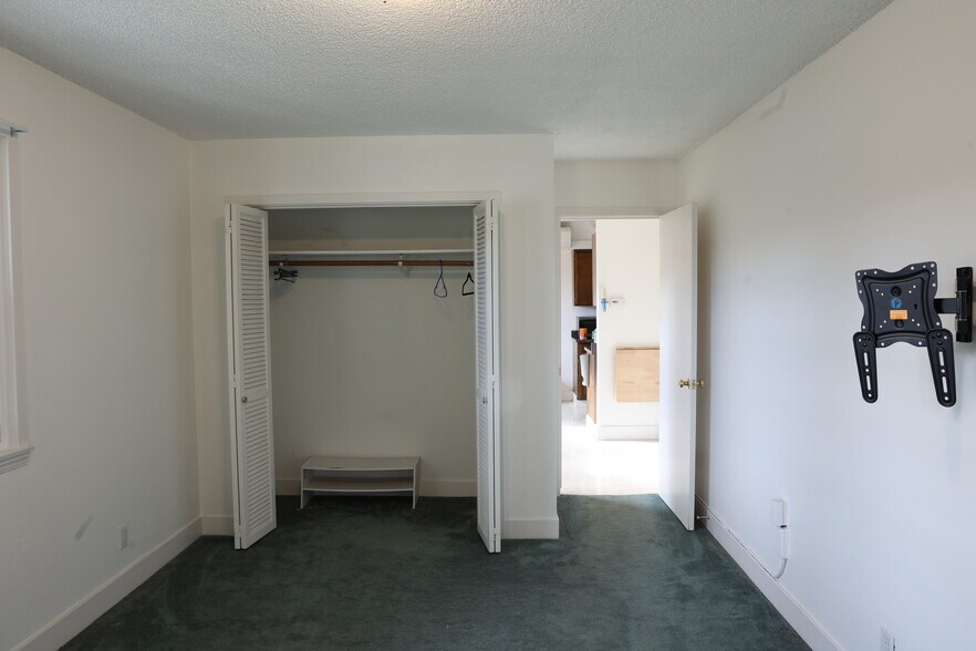 More Photos Of 4321 Sonoma Hwy, Santa Rosa Funeral Home For Sale