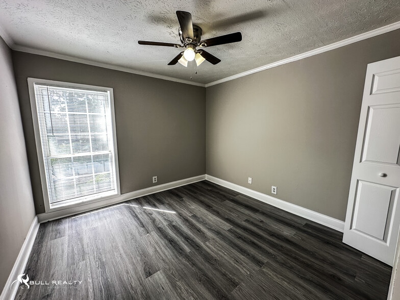 More Photos Of 2600 Old Hapeville Rd SW, Atlanta Apartments For Sale