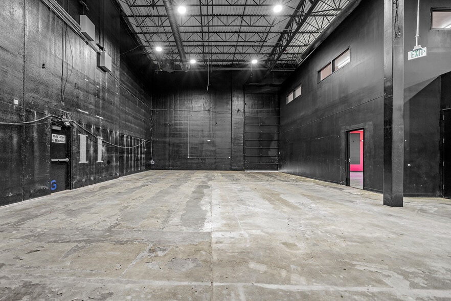 More Photos Of 158 Caprice Ct, Castle Rock Warehouse For Lease