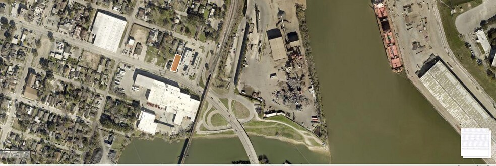 More Photos Of 8031-8033 Harrisburg Blvd, Houston Sports And Entertainment For Sale