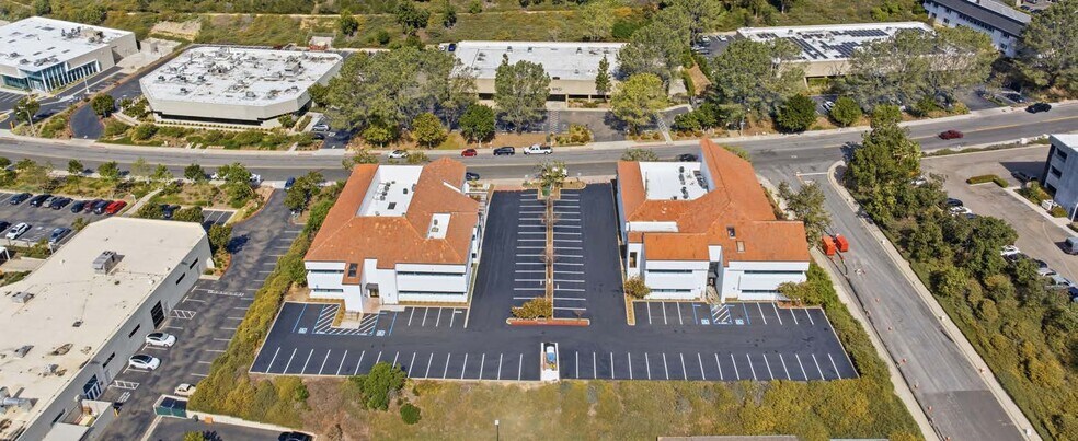 More Photos Of 5677 Oberlin Dr, San Diego Office For Sale
