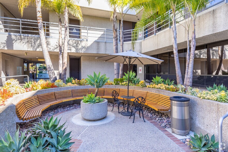 More Photos Of 5120 Shoreham Pl, San Diego Office For Sale