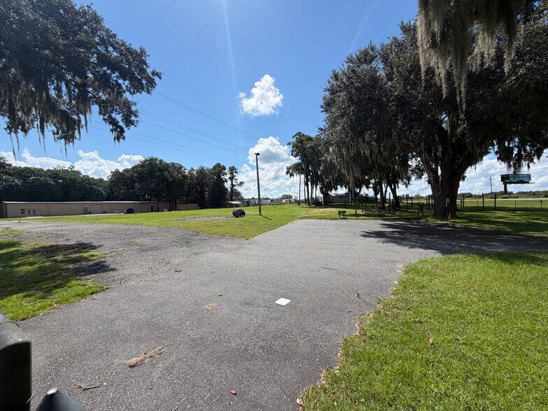 More Photos Of 7800 SE 129th Pl, Summerfield Industrial For Sale