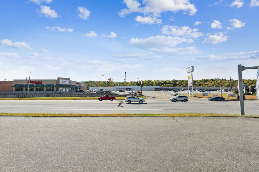 More Photos Of 2100 N Township Blvd, Pittston General Retail For Lease