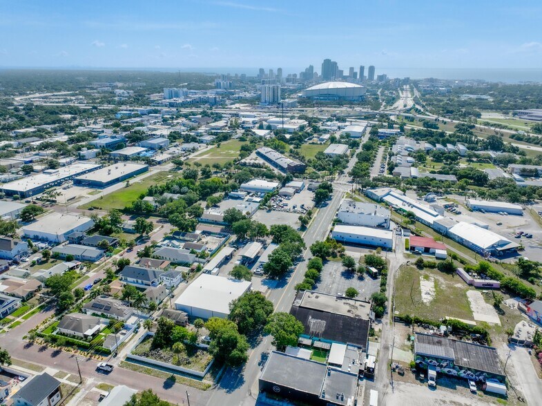 More Photos Of 2221 5th Ave S, St Petersburg Land For Lease
