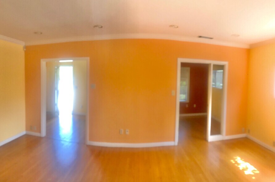 More Photos Of 917-921 W 17th St, Santa Ana Medical For Lease