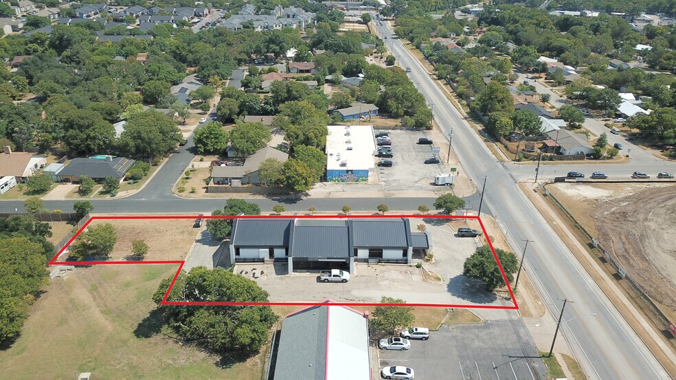 More Photos Of 1000 Payton Gin Rd, Austin Office For Sale