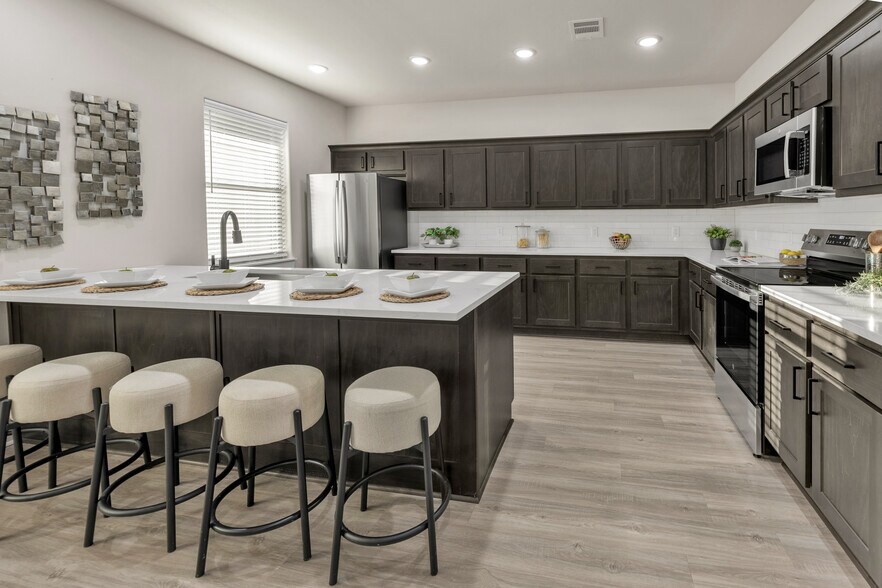 More Photos Of 4098 Gunner Trl, College Station Multifamily For Sale