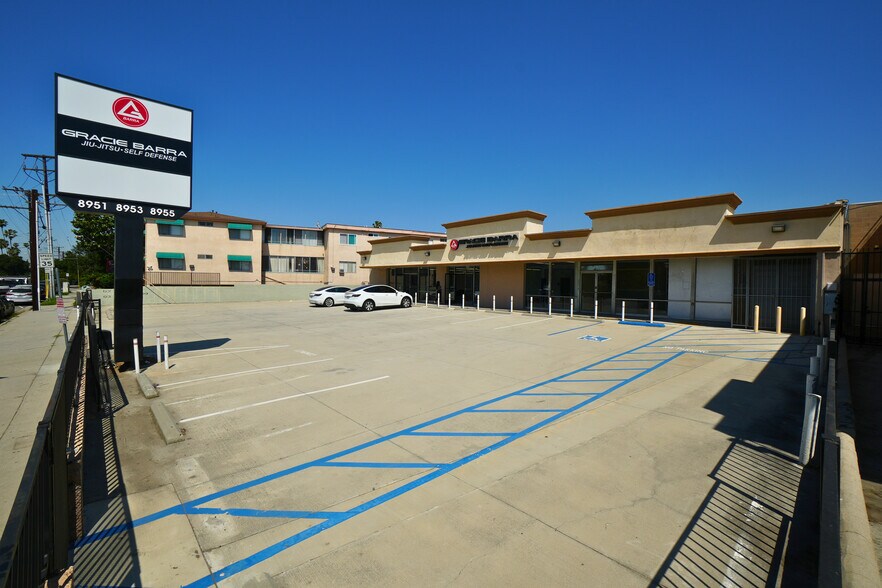 More Photos Of 8951-8955 Duarte Rd, San Gabriel Freestanding For Lease