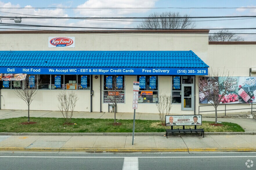 More Photos Of 700 Woodfield Rd, West Hempstead Freestanding For Sale