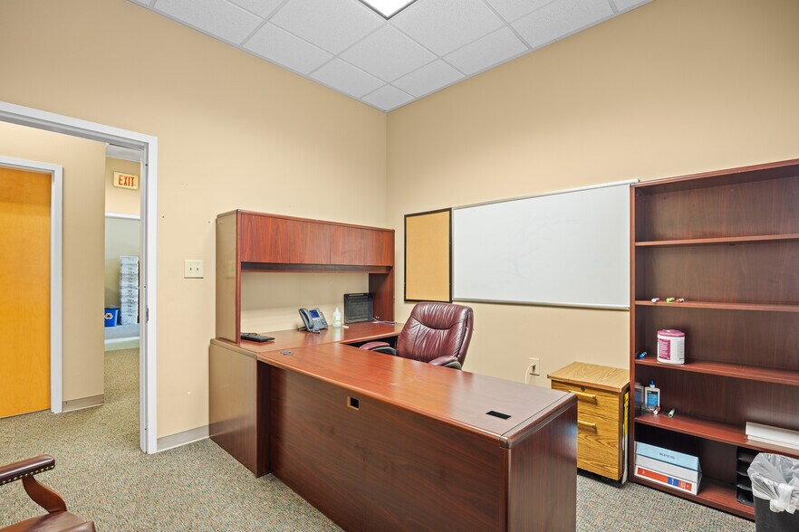 More Photos Of 160 Willbrook Blvd, Pawleys Island Office For Lease