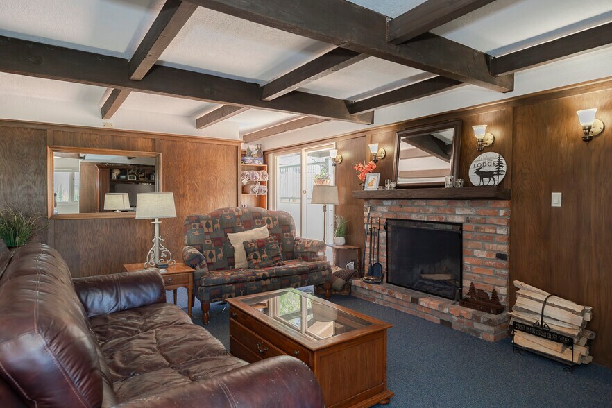 More Photos Of 425 County Road 5001, Fraser Hotel For Sale