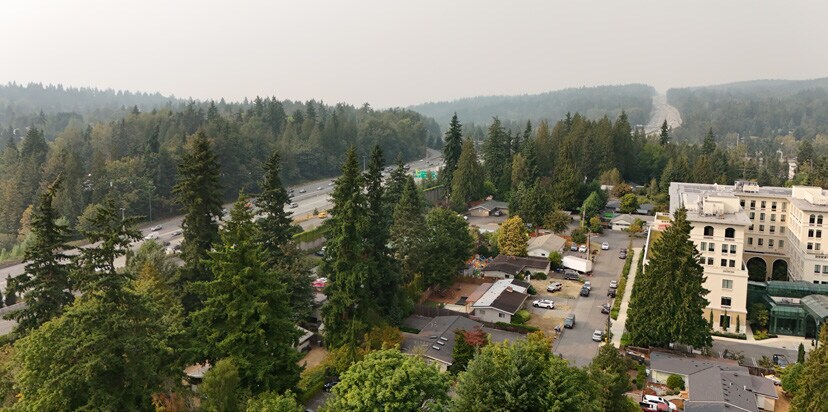 More Photos Of 1611 116th Ave NE, Bellevue Unknown For Sale