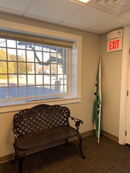 More Photos Of 16 long sands Rd, York Medical For Lease