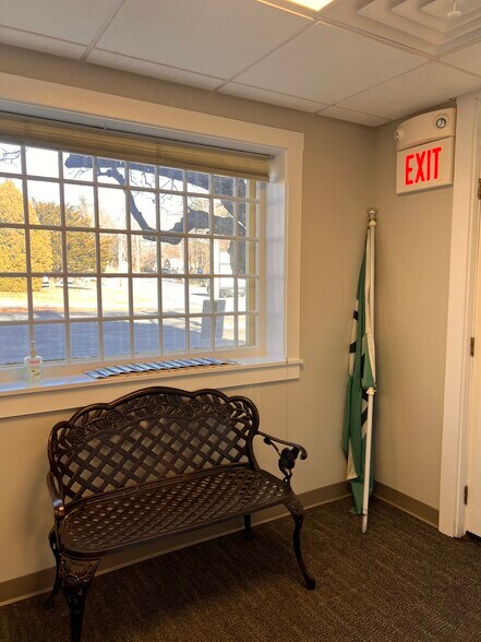 More Photos Of 16 long sands Rd, York Medical For Lease