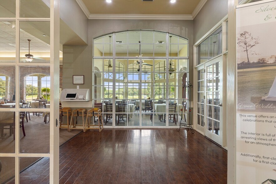 More Photos Of 4550 Golf Club Ln, Spring Hill Golf Course Driving Range For Sale