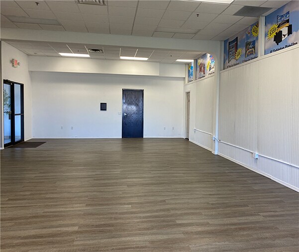 More Photos Of 2401 Highway 13 W, Burnsville Warehouse For Sale