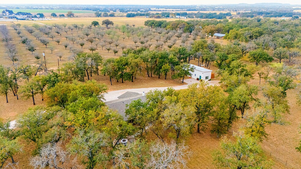 More Photos Of 67 Shaun Ln, Fredericksburg Apartments For Sale