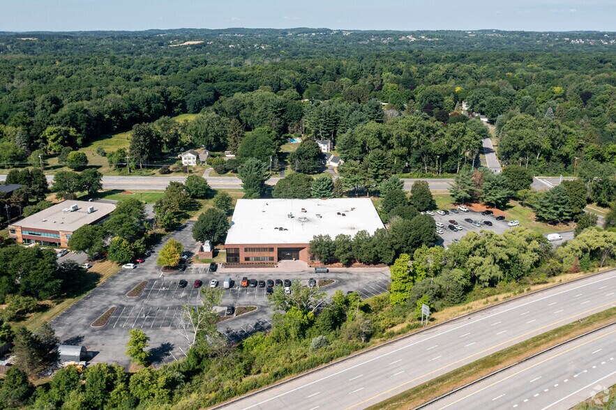 More Photos Of 1000 Pittsford Victor Rd, Pittsford Office For Lease