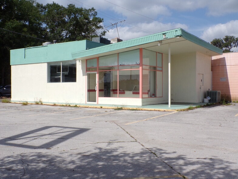 Primary Photo Of 339 Bartow Rd, Lakeland Freestanding For Sale