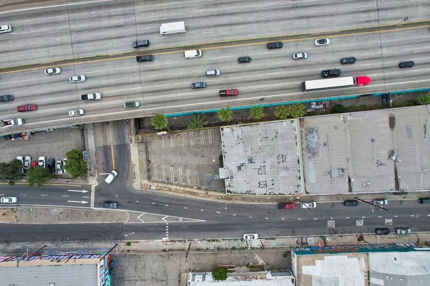 More Photos Of 1374 E 16th St, Los Angeles Warehouse For Sale