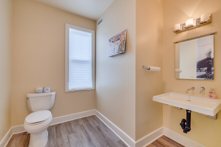 More Photos Of 201 Queen St S, Mississauga Storefront Retail Office For Sale